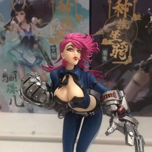 英雄联盟lol皮城执法官游戏出装攻略