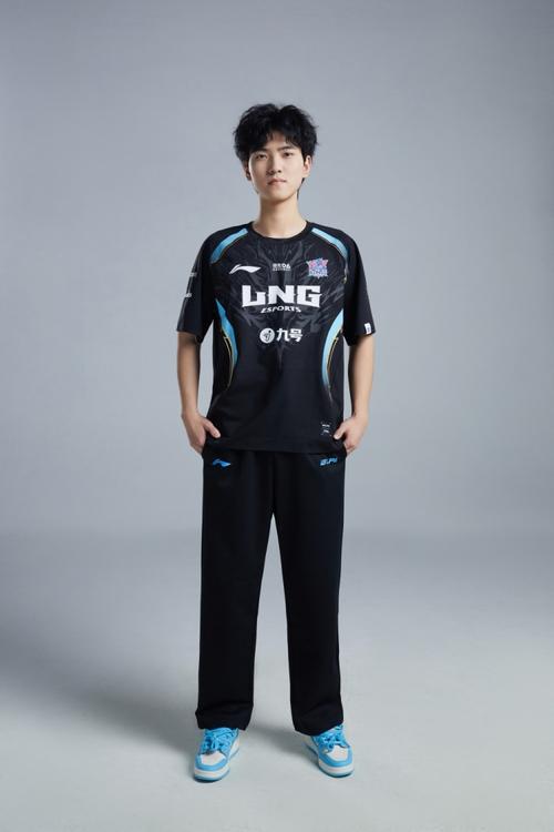 英雄联盟2021世界总决赛LNG战队有哪些选手-LOLS11世界总决赛LNG战队...